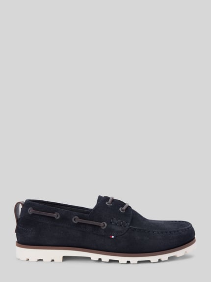 Produktfoto, loafersy 'Loafer aus echtem Leder' von Tommy Hilfiger, naturalna skóra, imitacja skóry, wiązanie, naszywka z logo, wytłoczone logo