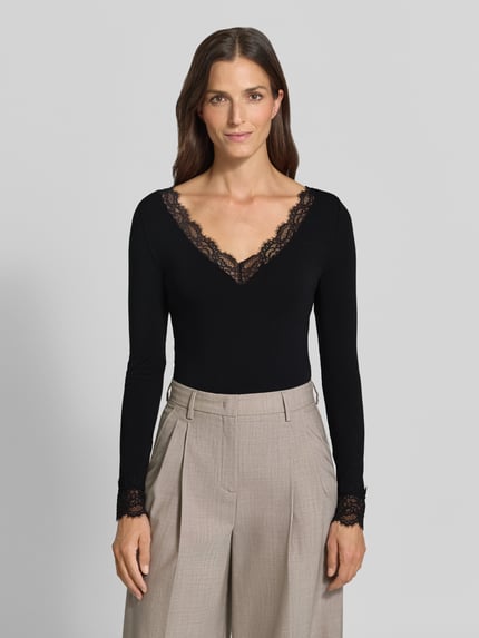 VERO MODA Slim Fit Langarmshirt aus Modal-Mix mit Woll-Anteil Modell 'SKYE' Black 4