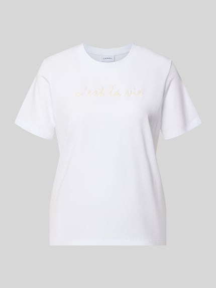 Produktfoto, Regular Fit T-Shirt mit Motiv-Print von Comma aus elastischem Baumwoll-Mix mit Modal-Anteil, Rundhalsausschnitt, weiße Farbe, Rückenlänge 57 cm bei Größe 36.