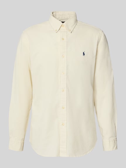 Produktfoto, cremefarbenes Custom Fit Freizeithemd aus reiner Baumwolle von Polo Ralph Lauren, glatte Struktur, beige Knöpfe