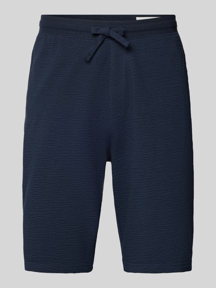 Produktfoto, Relaxed Fit Bermudas aus Baumwoll-Mix Modell 'DETROIT' von s.Oliver RED LABEL, Optik: Unifarben in Dunkelblau, Waffelstruktur, Eingrifftaschen, Gesäßtasche, Bundabschluss: Elastisch mit Tunnelzug, Material: Baumwoll-Mix