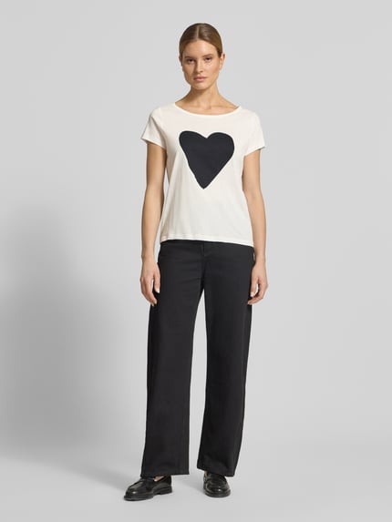 Vrouwenmodel draagt Regular Fit T-shirt uit puur katoen van Marc O'Polo, look: effen, regular fit, motiefprint, ronde hals, korte mouw, jersey, Ganzkörperansicht van voren.