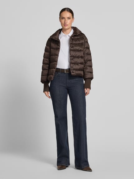 Marc Cain Steppjacke mit Stehkragen und Label-Detail Mittelbraun 1