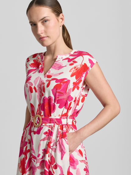 ZABAIONE Midikleid aus Viskose mit Gürtel Modell 'An44na' Pink 3