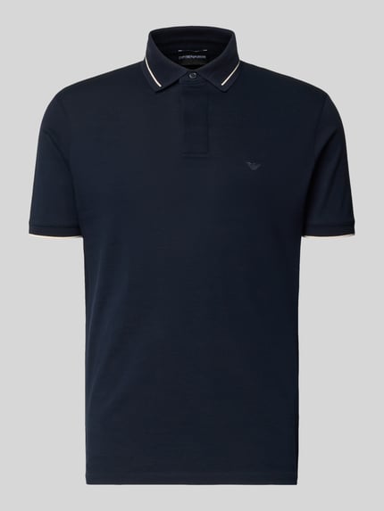 Produktfoto, Slim Fit Poloshirt mit Label-Stitching von Emporio Armani aus Reine Baumwolle in Dunkelblau mit verdeckter Knopfleiste, Rückenlänge 68 cm bei Größe M.