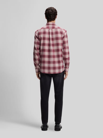 BOSS Orange Regular Fit Freizeithemd mit Button-Down-Kragen Hellrot 5