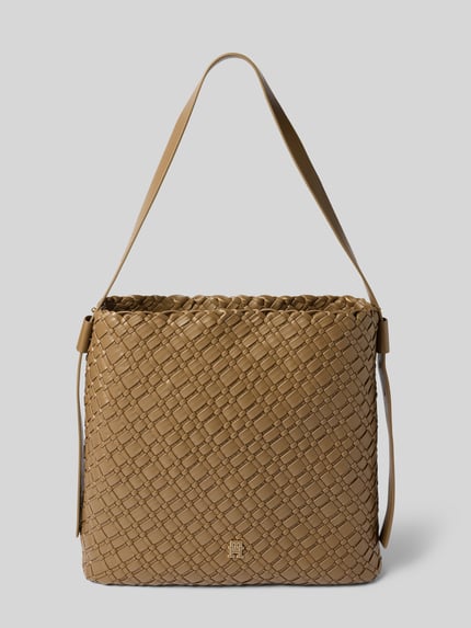 Produktfoto, Shopper mit grobem Webmuster von Tommy Hilfiger w kolorze jednolitym, kwadratowy kształt, logo na dole, pasek na ramię, wyraźna faktura.