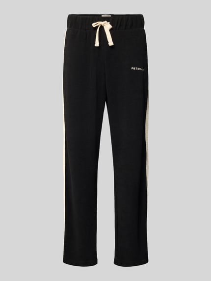Produktfoto, Straight Fit Sweatpants aus elastischem Material-Mix von RETERNITY, schwarz mit beigem Kordelzug und Label-Stitching, seitliche beige Streifen, elastischer Bund mit Tunnelzug, Modell 'STUDIO', Innenbeinlänge w rozmiarze M: 78 cm, krój straight fit, elastyczny materiał