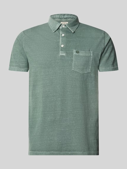 Produktfoto, Slim Fit Poloshirt mit Brusttasche von Superdry in Grün aus Baumwoll-Leinen-Mix, Knopfleiste, kurze Ärmel, gerade Form