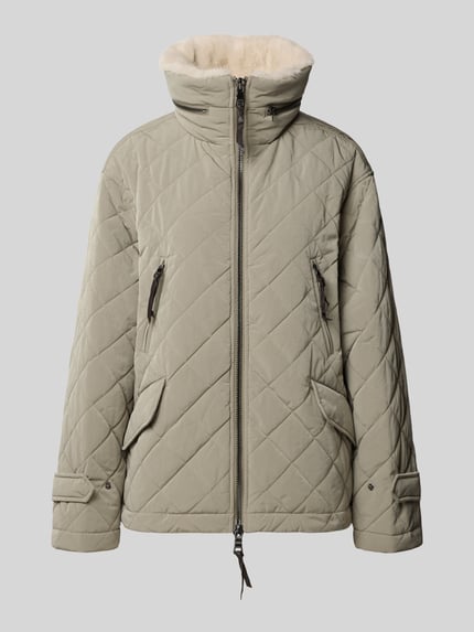 Steppjacke mit herausnehmbarer Kapuze Modell 'HENRIKE' Shop The Look MANNEQUINE