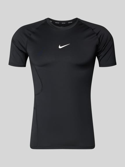 Produktfoto, schwarzes Herren T-Shirt mit Logo-Print und Rundhalsausschnitt, Slim-Fit, Raglanärmel, von NIKE TRAINING, Rückenlänge 72 cm bei Größe M.