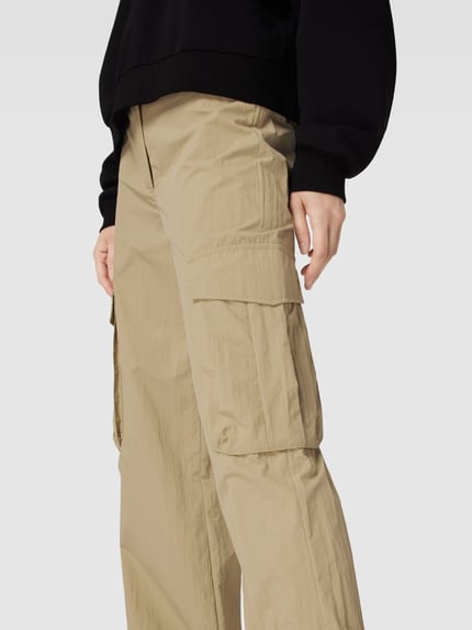 EDITED Hose mit Cargotaschen Modell 'Wallis' Lind 3