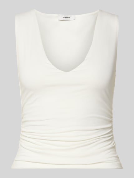 Produktfoto, Slim Fit Trägertop mit Raffungen und V-Ausschnitt Modell 'MY' von Topshop aus weißem Baumwoll-Elasthan-Mix, cropped.