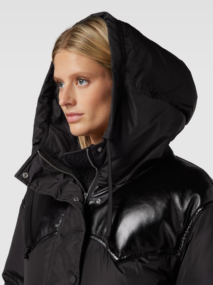 Stand Studio Daunenjacke mit Eingrifftaschen Black 3