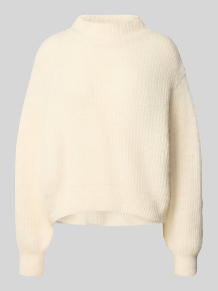 Oversized Strickpullover mit Stehkragen Shop The Look MANNEQUINE