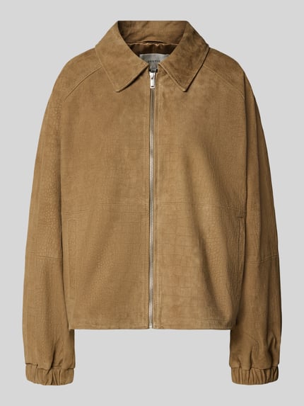 Produktfoto, Lederjacke aus Ziegenvelours mit Eingrifftaschen Modell 'estelle' van Gestuz, dames chevreau-suède, relaxed fit, platte kraag, ritssluiting, steekzakken, lichtbruine tint, fijne structuur, effen oppervlak