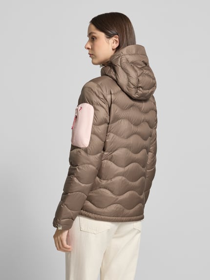 Peak Performance Steppjacke mit Reißverschlusstaschen Modell 'HELIUM' Taupe 5