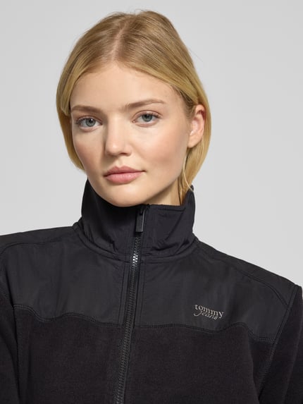 Tommy Jeans Bluza rozpinana o kroju regular fit z polaru Czarny 3