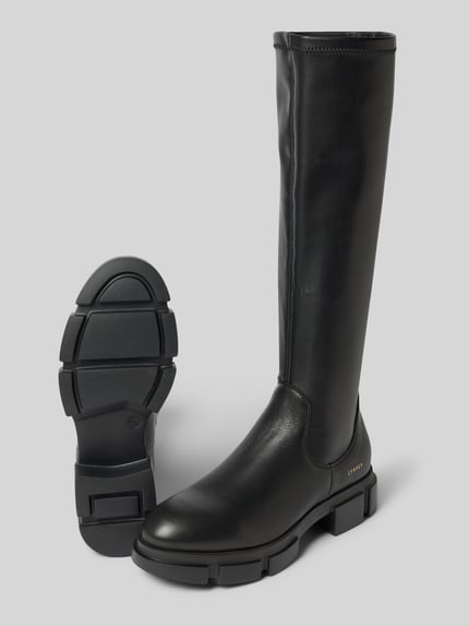Produktfoto, Stiefel aus Leder-Mix mit Logo-Detail von Copenhagen, czarny Mieszanka skóry, zaokrąglony czubek, detal z logo, profilowana podeszwa, wysokość obcasa: 4 cm w rozmiarze 40, wysokość cholewki: 43 cm w rozmiarze 40, szerokość w rozmiarze 40: 18 cm