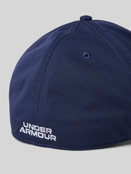 Produktfoto, granatowa Basecap mit Label-Stitching von Under Armour, wzmocniony daszek, haftowane logo, regulowane zapięcie, wywietrzniki.