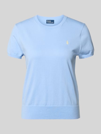 Produktfoto, Regular Fit Strickpullover aus Baumwoll-Mix von Polo Ralph Lauren in Hellblau, unifarben, Feinstrick, Rippenabschlüsse, Logo-Stitching.