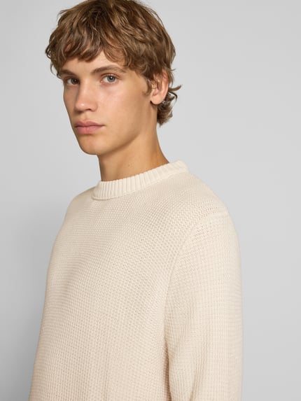 JACK & JONES Sweter z dzianiny z okrągłym dekoltem model ‘ROY’ Złamany biały 3
