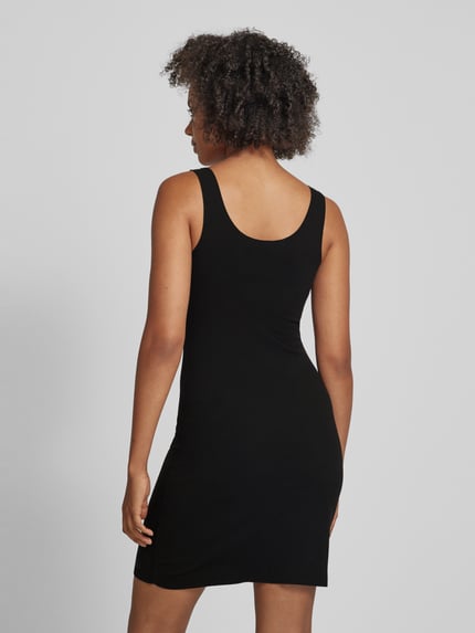 MAGIC Bodyfashion Sukienka mini z efektem termicznym z okrągłym dekoltem Czarny 5