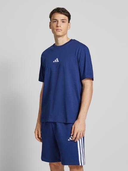 adidas Sportswear T-Shirt mit Label-Print Marine 4