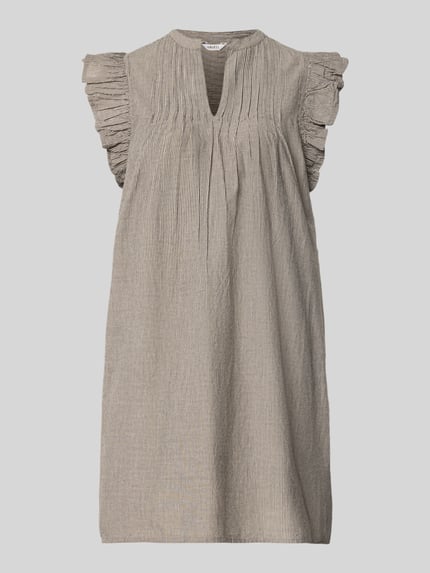 Produktfoto, Knielanges Kleid mit Rüschenärmeln Modell 'Gemala' von mbyM, Reine Baumwolle, Loose-Fit, feine Streifen, Serafino-Kragen.