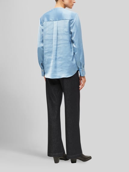 s.Oliver BLACK LABEL Langarmbluse aus Satin mit Kellerfalte Bleu 4