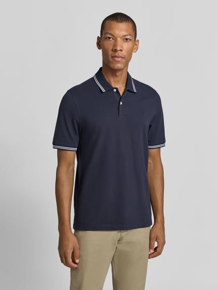 bugatti Slim Fit Poloshirt mit Label-Stitching Dunkelblau 4