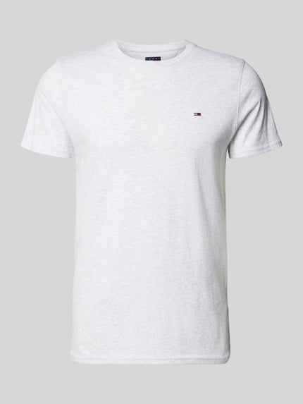 Produktfoto, Regular Fit T-Shirt aus reiner Baumwolle von Tommy Jeans in Optik: Unifarben, Logo-Stitching, Rundhals, Kurzarm, Baumwolle.