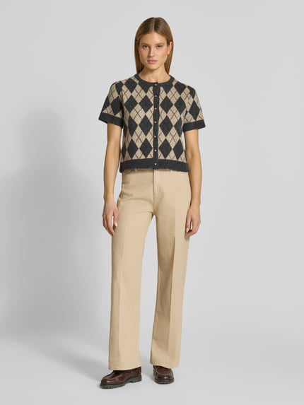 Christian Berg Woman Wide Fit Jeans mit Bügelfalten Sand 1