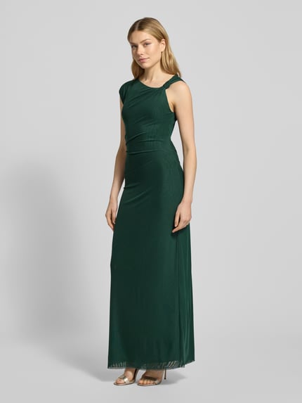 Modelka kobieca nosi zieloną, dopasowaną suknię maxi z wiązaniem marki Forever New, model 'Abendkleid mit Knotendetail Modell Karina', całopostaciowy widok z przodu. Suknia z materiału z domieszką stretchu, długość tyłu 146 cm, szerokość biustu 40 cm.