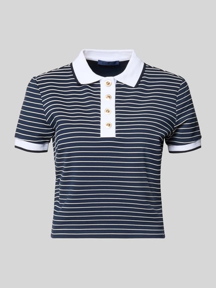 Productfoto, Cropped Poloshirt aus Viskose-Mix Modell 'ALPHONSINE' van Guess, donkerblauw-wit gestreept, knoopsluiting, stretch, dames