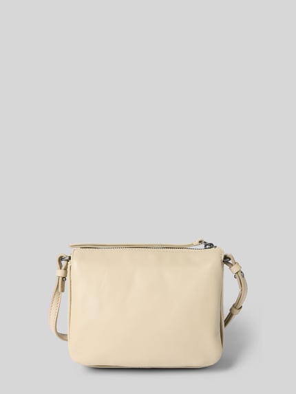 Produktfoto, Crossbody Bag mit Logo-Prägung Modell 'Nina' von LIEBESKIND BERLIN in Beige, glattes Leder, rechteckige Form, sichtbarer Reißverschluss