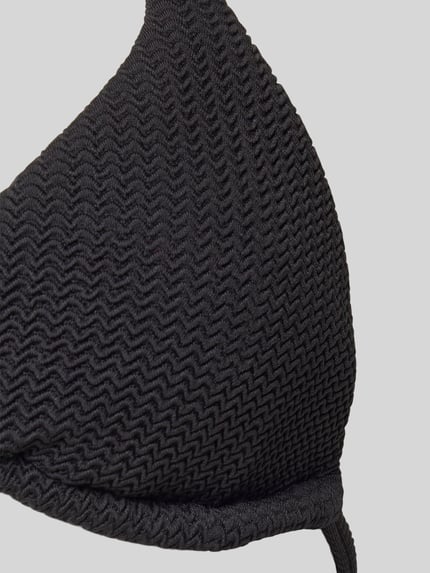 Produktfoto, czarne Bikini Oberteil mit Strukturmuster Modell 'Dive' od Seafolly, elastyczna mieszanka bawełny, fakturowany wzór, wiązanie na szyi