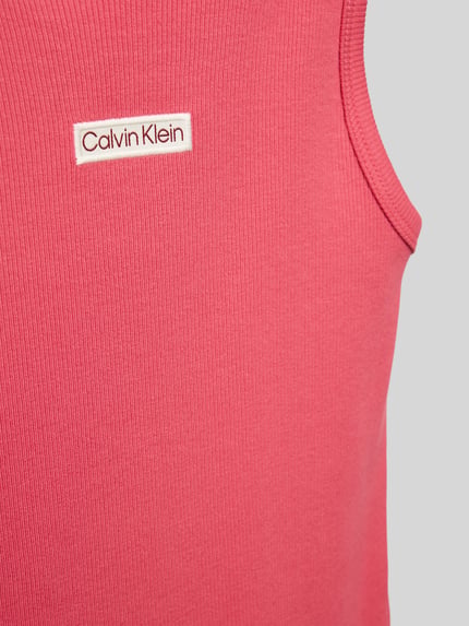 Calvin Klein Jeans Kleid in Ripp-Optik mit Label-Stitching Koralle 2