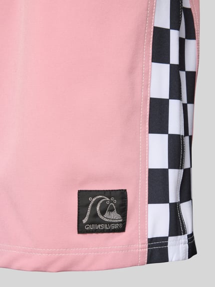 Quiksilver Relaxed Fit Badeshorts mit Label-Patch Rosa 2