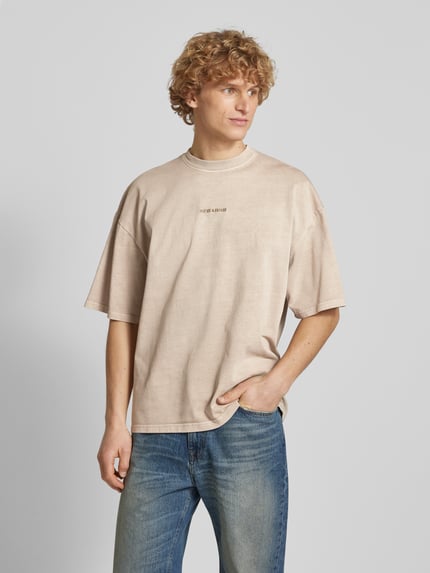 PEGADOR T-shirt o pudełkowym kroju z wyhaftowanym logo Beżowy 4