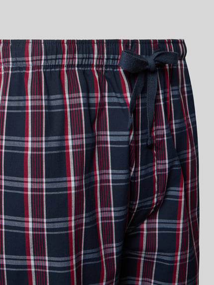 Produktfoto, Pyjama-Hose im Allover-Look mit Tunnelzug van GÖTZBURG 188, donkerblauw, rode en grijze ruit, puur katoen, regular fit, elastische band, tunnelkoord