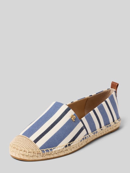 Produktfoto, Espadrilles mit Logo Applikation Modell 'CAMERYN III' von Lauren Ralph Lauren in Melange-Optik mit Rund-Schuhspitze, flacher Absatzform, Logo-Applikation, Schlupf/offen, leicht strukturierter Sohle und Häkel-Canvas Materialverarbeitung.