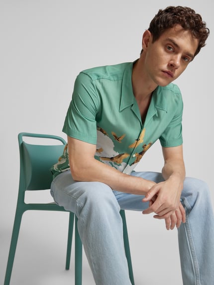 The Hundreds Freizeithemd mit Knopfleiste Modell 'VULTURE' Gruen 3
