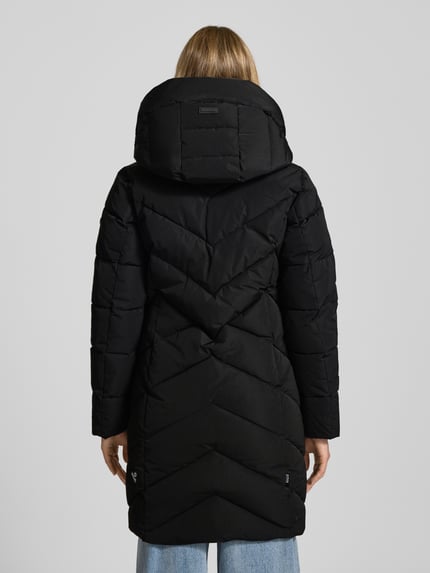 khujo Płaszcz pikowany o kroju regular fit z nadrukiem z logo model ‘Darka’ Czarny 5