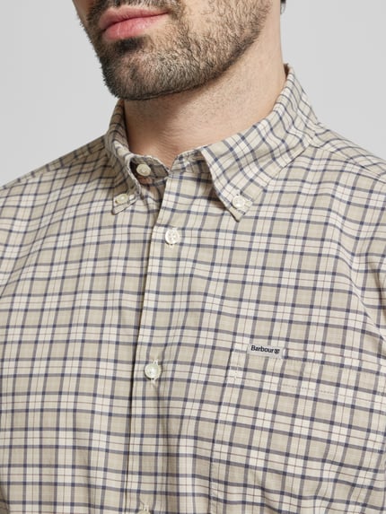 Barbour Regular Fit Freizeithemd aus Baumwoll-Mix Modell 'LOMOND' Beige 3