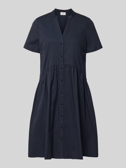 Produktfoto, knielanges Kleid mit V-Ausschnitt und Knopfleiste von ROBE LÉGÈRE, dunkelblau, Baumwoll-Mix mit Stretch, A-Linie, glatte Textur