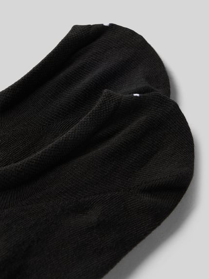 Produktfoto, Sneakersocken mit Label-Detail im 2er-Pack von Tommy Hilfiger, unifarbenes Design aus Baumwoll-Elasthan-Mix, Rippenbündchen.