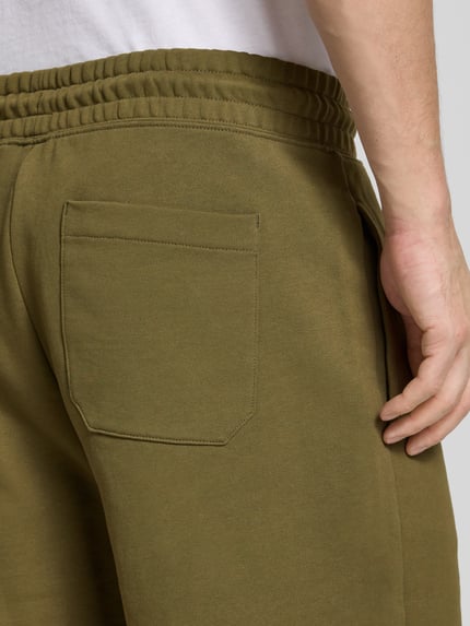 HUGO Blue Szorty dresowe o kroju regular fit z czystej bawełny model 'NASENSIO' Oliwkowy 3