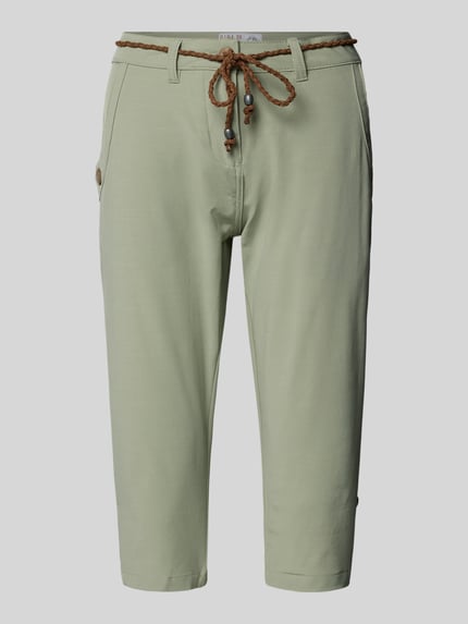 Produktfoto, Bermudas mit Gürtel und Eingrifftaschen von G.I.G.A. DX in hellem Grün, Baumwoll-Mix mit Stretch, Flechtgürtel, glatte Oberfläche