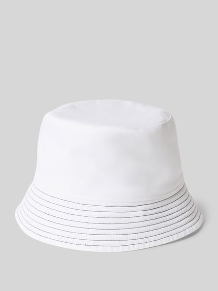 Productfoto, Bucket Hat met smalle rand en siernaad van Marc Cain van puur katoen, witte stof met contrasterende siernaad, dameshoed